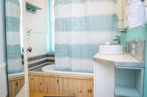Palmer House, Studio 4, Cozy Downtown Studio for 2, Local Golfing 50% Off! - Image 5