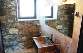 2 Bedroom Amazing Home In Paralio Astros - Image 2