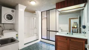 Vid havet Unit 4, 13 Esplanade, Kings Beach - Image 2