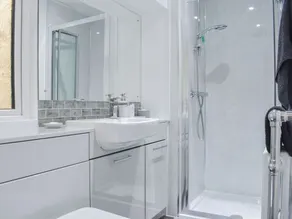 Alojamiento de 3 habitaciones en Stanhope - Image 2
