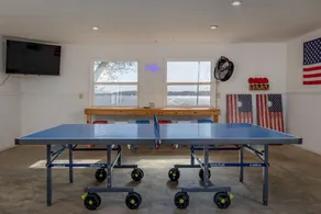 Lake Front | 2 Boat Slips | Hot Tub | Game room - Image 3