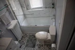 Newly renovated two bedrooms entire Apartment - Image 2