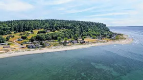 Private Beach Access + Water Views! Sleeps 18, Historic 6bdr Farmhouse w/ Deck - Image 5