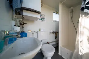 Charming quirky couple and dog friendly countryside bolt hole, with private hot tub and communal gam - Image 4