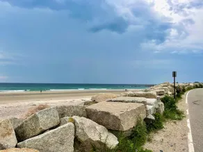  Walk to the beach! - Image 3
