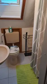 Gemütliche Ferienwohnung für Paare Oder Alleinreisende Ohne Haustier - Image 3