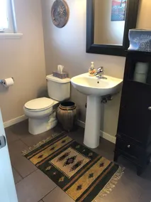 Beautiful Lakeside 3 Bedroom Townhouse Vacation Rental - Image 3