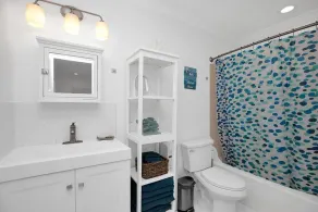Experience the relaxing vibe at Heavens Reel, a spacious 3-bedroom canal home in Tavernier. - Image 2