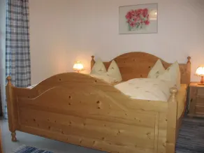 Hochplatte Vacation Rental: 50 square meters, sleeps 4, 2 bedrooms, balcony - Image 2