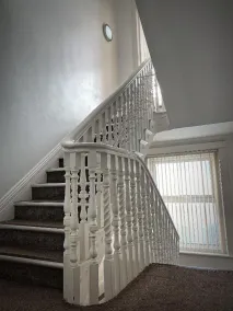 One Minute To Beachfront Bournemouth 3-Bedroom 3-Bathroom With Free Parking - Image 2