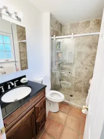 Adobe-Style Charming Home - Image 4
