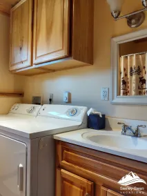 Spacious Cabin - Close to Seeley Lake, Wi-Fi, Dogs Welcome, RV Spot - Image 2