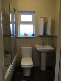 House located in a private maintained estate. - Image 4