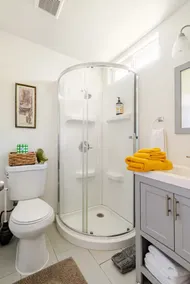 Cozy City Mountain Hide Away! - Image 2