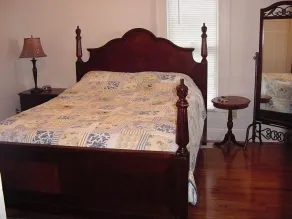 Elegant Ren victorianske Lake Home, 3. 5 Acres & 350 Frontage - Image 3