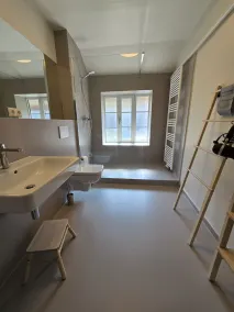 Herzlich Willkommen in Dieser Charmanten Historischen Reetdachkate im Ortskern v - Image 4