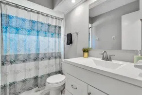 Sweetwater · Sweetwater home in Heart of Mandarin - Image 3