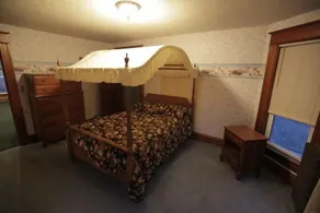 Amish Guest Farmhouse on Seneca Lake Wine Trail, Boasts Gorgeous Lake View - Image 5