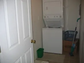 Charming Pet-Friendly Indian River Canal Home w/River Access to the Lakes! - Image 2