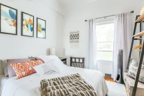 Best of Downtown and Belmont in cozy unique 2BD! Walk everywhere! - Image 4