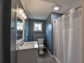The Rod and Vine: Newly Remodeled + Close to Ithaca + Wine Country Dream Home! - Image 2