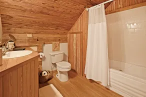 Ab Butler Marshall Creek Suite 1 Bedroom Cabin by RedAwning - Image 5