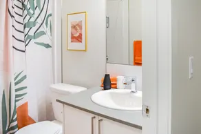 GlobalStay Cranbrook Townhome Suites - Image 4