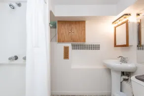 4BD House, Your Central Suburban Oasis, City Lights, Quiet Nights - Image 5