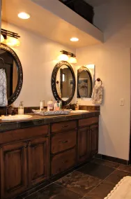 The house is 1.2 miles from Sabino Canyon - Image 4