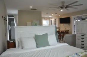 This property has been sold and is NO LONGER AVAILABLE to rent. - Image 2