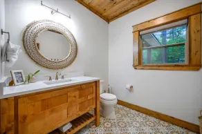 Riverbend Retreat - Gorgeous One Story with Loft, Waterfront Pond Access, Sleeps 16 - Image 5