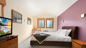 Hennessey Haus - Dinner Plain - Image 3