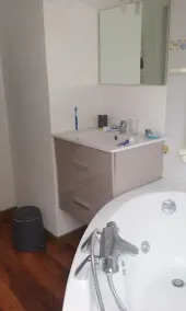 Spacious, bright house close to the beach - Image 2