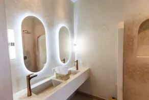 Villa Almaz Marrakech – Palais Exclusif avec Piscine, Spa et Sauna - Image 5