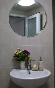 Lanas Home - Image 2