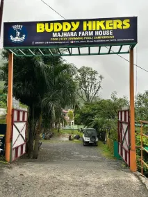 Buddy hikers wellness farmhouse - Image 4