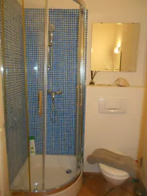 Fabulous views, beautiful apartment and garden, pool, parking, Wifi - Image 4