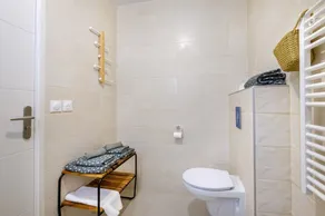 Appartement 'Le Jasmin' avec terrasse privée, Wi-Fi et climatisation - Image 4