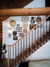 Driftless Escape – Secluded Luxury Lodge on Stream with Hot Tub - Image 2