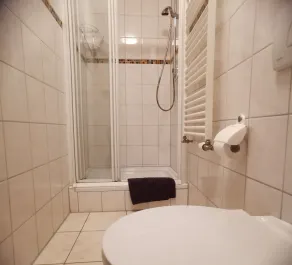 Charming 2-Room Apartment lakenear FeWo am See - Image 4