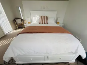 Carlton Beach Holiday House - Image 4