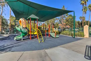 Family-Friendly Getaway: Community Amenities! - Image 3