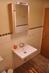 Exklusives Ferienhaus in der Rhön mit Wald, Urlaub mit Hund und Familie - Image 5