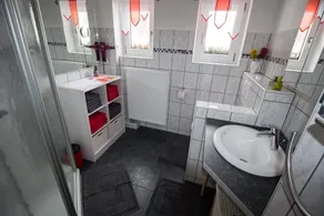 Ferienwohnung mit Südterrasse und kostenfreier WLAN-Nutzung - Image 4