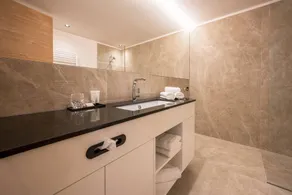 Modern Apartment \"Nice 3\" in the Center of Bressanone/Brixen - Image 3