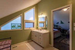 Misty Mountain Hideaway - Image 5