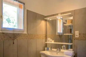 10 people sea view villa with pool in the south part of Corsica - Image 3