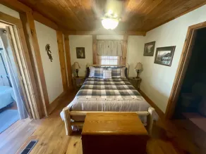 Relax and enjoy at this 2.5 B/2B cabin with hot tub by Fall Creek Falls Park - Image 5