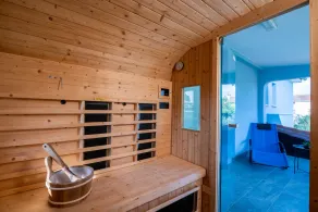 Beheitz. grosses Pool, Sauna, Jacuzzi, Ladestation für Elektrofahrzeuge 22kW - Image 2