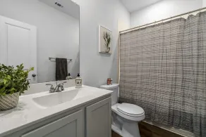 Single Family Home 25 Minutes from Downtown  - Image 5